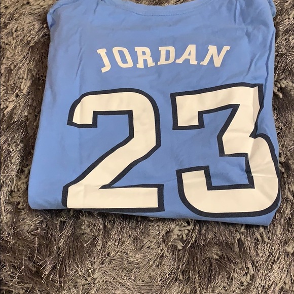 T-shirt - Picture 2 of 2